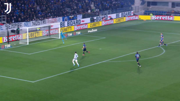 Danilo's late goal secure draw for Juventus 
